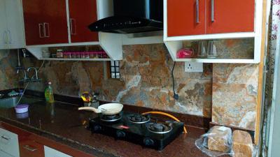 Kitchen Image of 1250 Sq.ft 2 BHK Builder Floor for rent in Sushant Golf City Lucknow for Rs. 20000