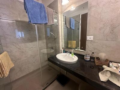 Bathroom Image of 1292 Sq.ft 3 BHK Apartment / Flat for sale in L And T Crescent Bay T3, Parel Mumbai for Rs. 55000000