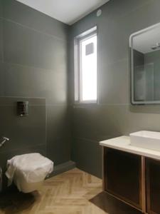 Bedroom Two Image of 2750 Sq.ft 4 BHK Builder Floor for sale in Ansal Esencia Sector 67, Sector 67 Gurgaon for Rs. 28000000