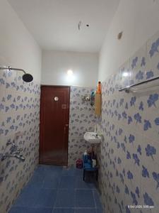 Bathroom Image of 900 Sq.ft 2 BHK Apartment / Flat for sale in Tarun Nagar Guwahati for Rs. 6200000