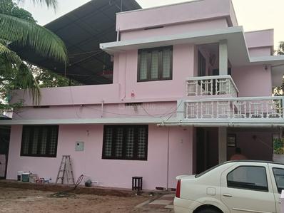 Image of 1800 Sq.ft 4 BHK Independent House for sale in Vyttila, Kochi for Rs. 17200000