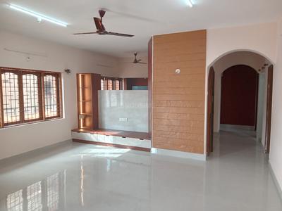 Living Room Image of 1674 Sq.ft 4 BHK Apartment / Flat for rent in Manjunatha Nilaya, Bangalore City Municipal Corporation Layout Bengaluru for Rs. 49000