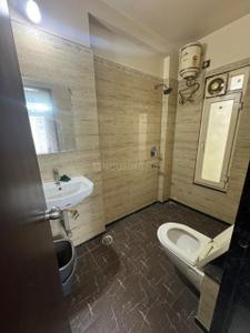 Bathroom Image of 1700 Sq.ft 3 BHK Apartment / Flat for rent in Somalwada Nagpur for Rs. 45000
