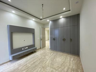 Bedroom Image of 1350 Sq.ft 3 BHK Builder Floor for sale in Ashok Vihar New Delhi for Rs. 37500000