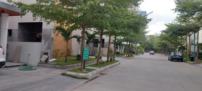 Image of 4545 Sq.ft 4 BHK Villa for sale in Shanta Spring Valley, Manikonda, Hyderabad for Rs. 115000000
