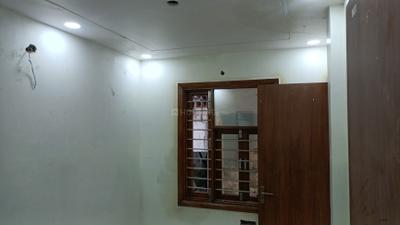 Bedroom Image of 700 Sq.ft 2 BHK Builder Floor for sale in Pitampura New Delhi for Rs. 6000000