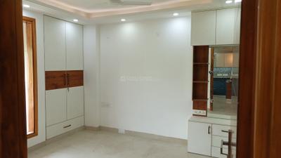Bedroom Image of 2100 Sq.ft 4 BHK Builder Floor for rent in Sector 12 Dwarka New Delhi for Rs. 98000
