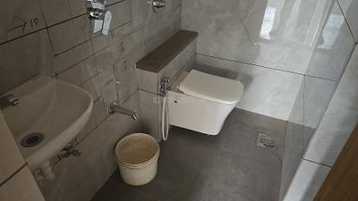 Image of 2000 Sq.ft 3 BHK Apartment / Flat for rent in Motherland Magnate Legend, Vaishno Devi Circle, Ahmedabad for Rs. 22000