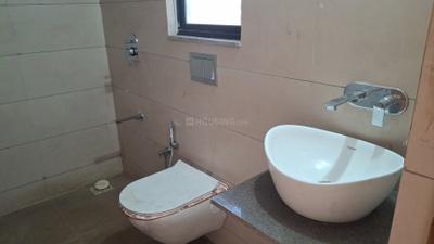 Image of 2250 Sq.ft 3 BHK Apartment / Flat for sale in Diwali Skyz, Vaishno Devi Circle, Ahmedabad for Rs. 10550000