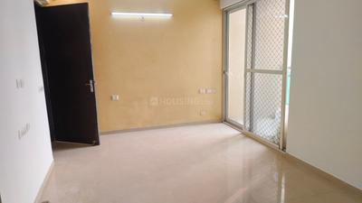 Living Room Image of 1090 Sq.ft 2.5 BHK Apartment / Flat for rent in Prateek Grand City, Siddharth Vihar Ghaziabad for Rs. 25800