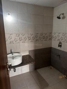 Bathroom Image of 1650 Sq.ft 3 BHK Apartment / Flat for sale in Majestique Signature Tower Phase 2, Balewadi Pune for Rs. 19000000