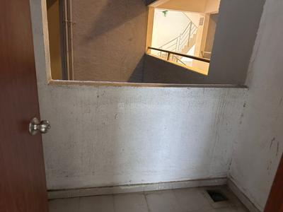 Bathroom Image of 1050 Sq.ft 2 BHK Apartment / Flat for sale in Mohammed Wadi Pune for Rs. 7200000