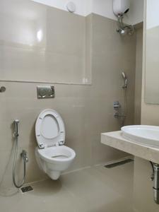 Common Bathroom Image of 1100 Sq.ft 3 BHK Apartment / Flat for sale in Oberoi Eternia Towers A to D, Mulund West Mumbai for Rs. 31500000
