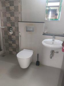 Common Bathroom Image of 850 Sq.ft 2 BHK Apartment / Flat for sale in Mahindra Roots, Kandivali East Mumbai for Rs. 18000000