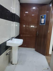 Bathroom Image of 1170 Sq.ft 3 BHK Builder Floor for rent in Dabri New Delhi for Rs. 30000