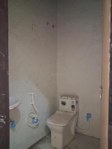 Common Bathroom Image of 1000 Sq.ft 2 BHK Apartment / Flat for sale in Sector 74 Noida for Rs. 4000000