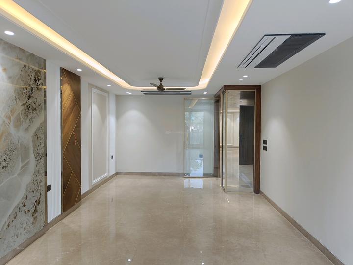 Kailash Colony Main Image 1