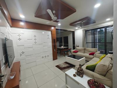 Living Room Image of 1225 Sq.ft 2 BHK Apartment / Flat for sale in Darshanam Central Park, Sayajiganj Vadodara for Rs. 6100000