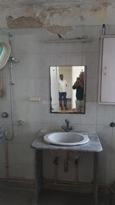 Image of 1350 Sq.ft 2 BHK Apartment / Flat for rent in Sarva Priya Apartments, Hauz Khas, New Delhi for Rs. 75000