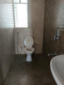 Common Bathroom Image of 820 Sq.ft 2 BHK Apartment / Flat for sale in Gagan Aviva, Kesnand Pune for Rs. 4500000