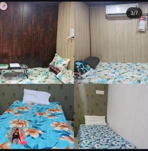 Bedroom Image of Pg for girls Vijaya Ramteke  in Bezonbagh, Nagpur