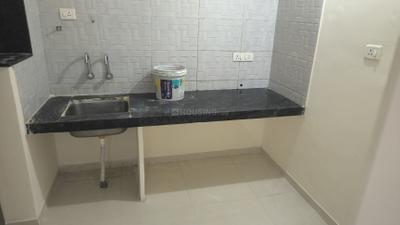 Kitchen Image of 850 Sq.ft 2 BHK Apartment / Flat for rent in New Front 48 East Park, Hadapsar Pune for Rs. 18000