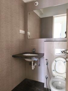 Common Bathroom Image of 1820 Sq.ft 3 BHK Apartment / Flat for sale in Kalpataru Jade Residences, Baner Pune for Rs. 24000000