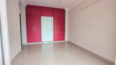 Bedroom Image of 1550 Sq.ft 3 BHK Apartment / Flat for rent in Mahagun Mascot, Crossings Republik Ghaziabad for Rs. 25000