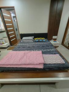 Bedroom Image of 2394 Sq.ft 4 BHK Apartment / Flat for sale in Bodakdev Ahmedabad for Rs. 21500000