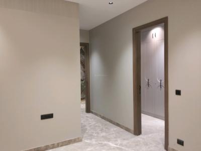 Bedroom Image of 3000 Sq.ft 4 BHK Builder Floor for sale in Punjabi Bagh New Delhi for Rs. 60000000