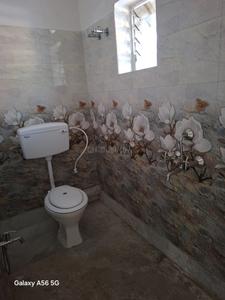 Bathroom Image of 900 Sq.ft 2 BHK Apartment / Flat for sale in Bansdroni Kolkata for Rs. 3600000