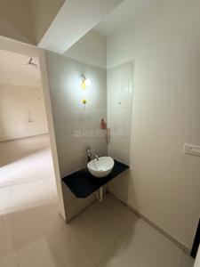 Bathroom Image of 850 Sq.ft 2 BHK Apartment / Flat for rent in Crystal Properties 33 KeshavKunj, Keshav Nagar Pune for Rs. 30000
