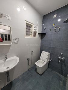 Bathroom Image of 980 Sq.ft 2 BHK Builder Floor for rent in Kattigenahalli Bengaluru for Rs. 27000