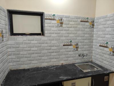 Kitchen Image of 600 Sq.ft 1 BHK Independent House for rent in Bajwa Vadodara for Rs. 5000