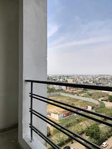 Bedroom Image of 435 Sq.ft 1 RK Apartment / Flat for rent in Paramount Golfforeste Premium Apartments, Surajpur Greater Noida for Rs. 15500