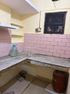 Kitchen Image of 550 Sq.ft 1.5 BHK Builder Floor for rent in DDA LIG Flats Pocket E, Dilshad Garden New Delhi for Rs. 20000