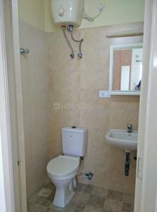 Bathroom Image of 935 Sq.ft 2 BHK Apartment / Flat for sale in Doshi Etopia II, Perungudi Chennai for Rs. 12500000