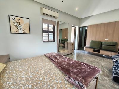 Bedroom Image of 3000 Sq.ft 4 BHK Villa for rent in Thaltej Ahmedabad for Rs. 250000