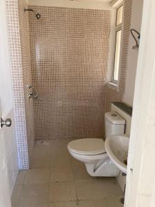 Bathroom Image of 953 Sq.ft 2 BHK Apartment / Flat for sale in Jaypee Aman, Sector 151 Noida for Rs. 6800000