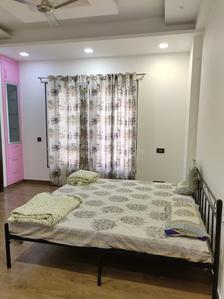 Bedroom Image of 2700 Sq.ft 3 BHK Builder Floor for sale in Safdarjung Enclave New Delhi for Rs. 69500000