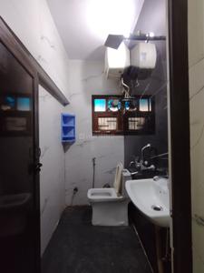 Image of 800 Sq.ft 2 BHK Apartment / Flat for rent in Bharat Apartments, Sector 16B Dwarka, New Delhi for Rs. 25000