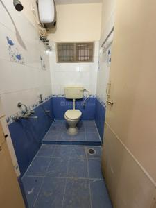 Bathroom Image of 1280 Sq.ft 2 BHK Builder Floor for rent in Murugeshpalya Bengaluru for Rs. 30000