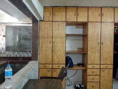 Bedroom Image of 350 Sq.ft 1 BHK Apartment / Flat for rent in Vile Parle West Mumbai for Rs. 35000