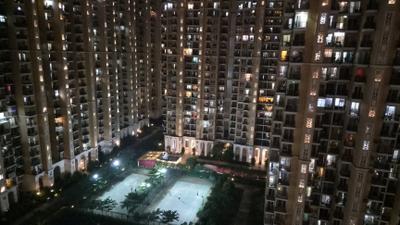 Image of 910 Sq.ft 2.5 BHK Apartment / Flat for rent in Prateek Grand City, Siddharth Vihar, Ghaziabad for Rs. 26000