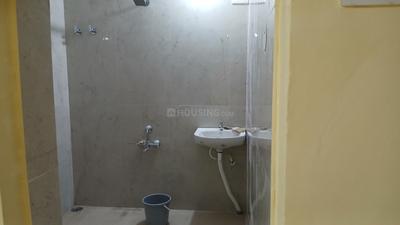 Bathroom Image of 700 Sq.ft 1.5 BHK Independent House for rent in Ennore Chennai for Rs. 11000