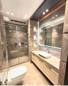 Image of 4500 Sq.ft 4 BHK Builder Floor for sale in Greater Kailash I, New Delhi for Rs. 120000000