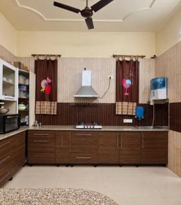 Kitchen Image of 5000 Sq.ft 5 BHK Independent House for sale in Dalanwala Dehradun for Rs. 56500000