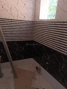 Bathroom Image of 1200 Sq.ft 3 BHK Apartment / Flat for sale in Patuli Kolkata for Rs. 7800000