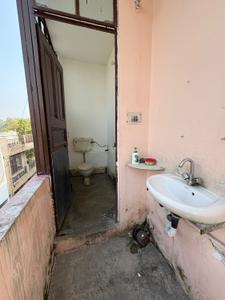 Balcony Image of 150 Sq.ft 1 RK Studio for rent in GTB Nagar New Delhi for Rs. 9500
