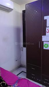 Bedroom Image of 800 Sq.ft 3 BHK Builder Floor for sale in Laxmi Nagar New Delhi for Rs. 5500000